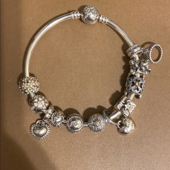 Pandora princess carriage charm - Picture 2 of 2